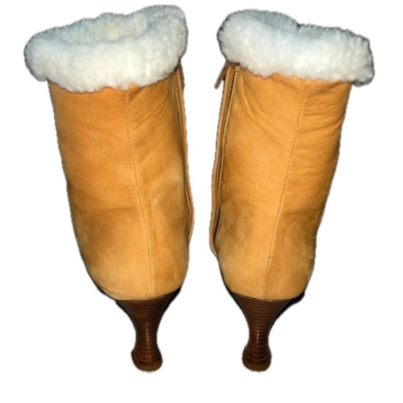 Bally Shearling Suede Booties Heels, Size 7.5, Made in Italy - Picture 10 of 12